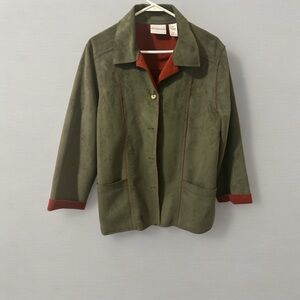 Alfred Dunner women’s size 14 Hunter green with burgundy trim lightweight jacket